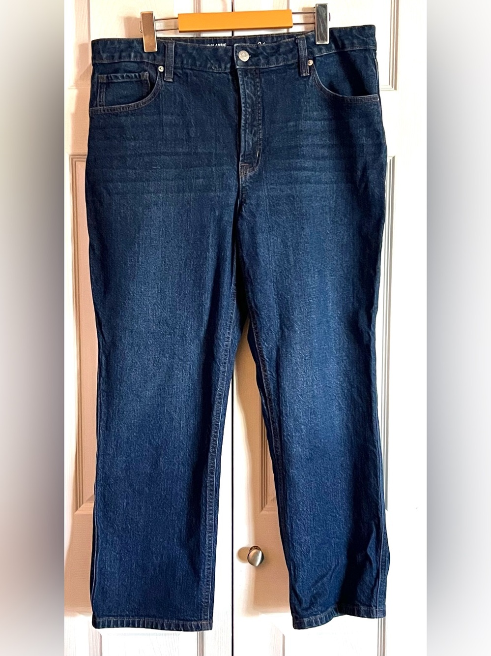 ✨ NWOT Reitmans "The Classic" Straight Leg Mid-Rise Jeans Blue Size 32✨